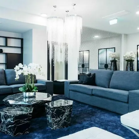 Vega In New Luxury House